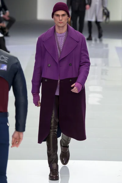 Look 44
